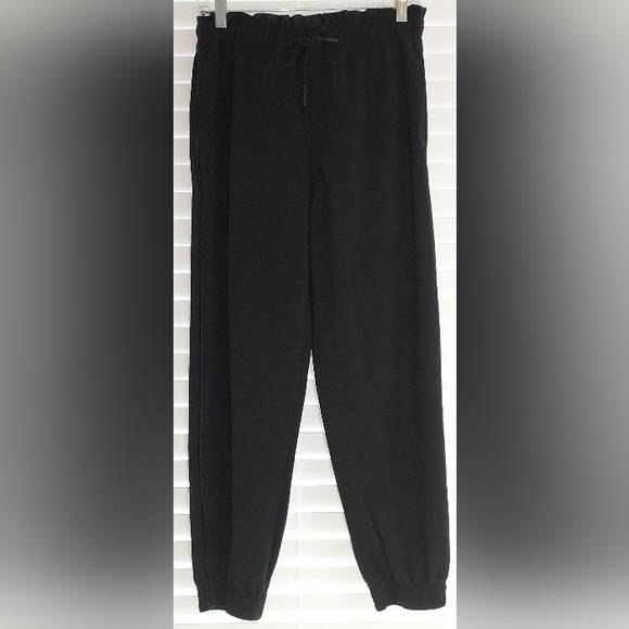 Athleta Black Metropolis Jogger Size 4 NWOT - Picture 3 of 10